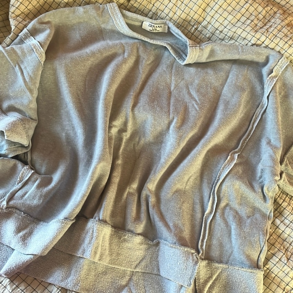Zenana top